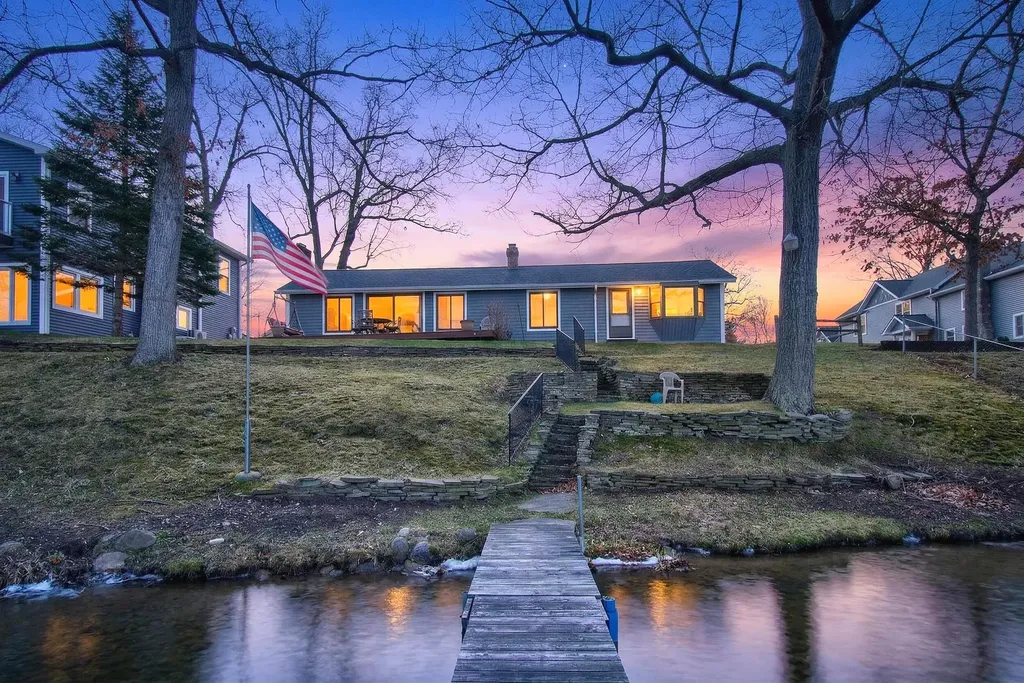 8653 Wildwood Court Napoleon Township MI 49201