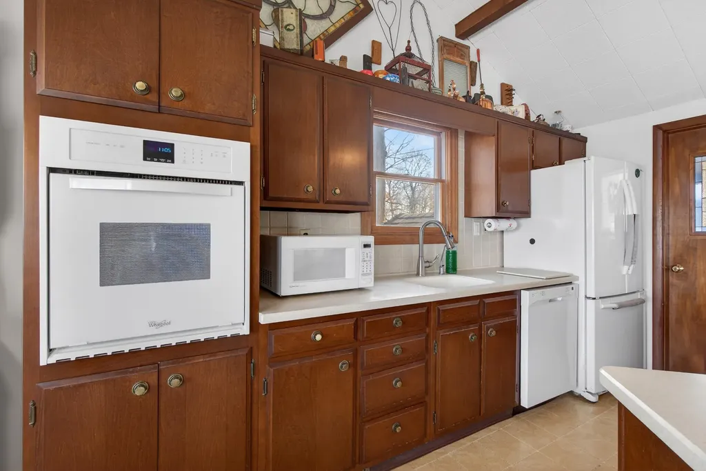 8653 Wildwood Court Napoleon Township MI 49201