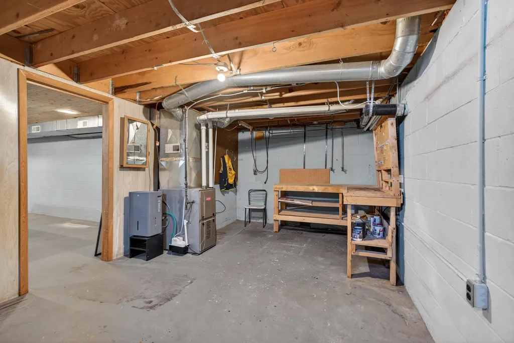 8653 Wildwood Court Napoleon Township MI 49201