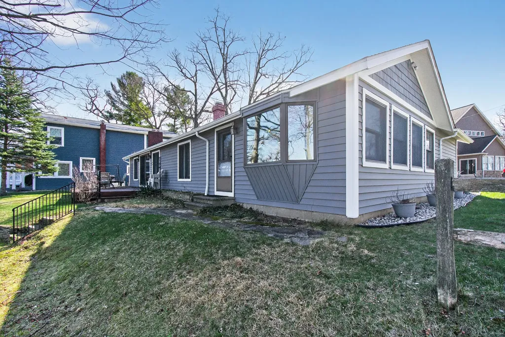 8653 Wildwood Court Napoleon Township MI 49201