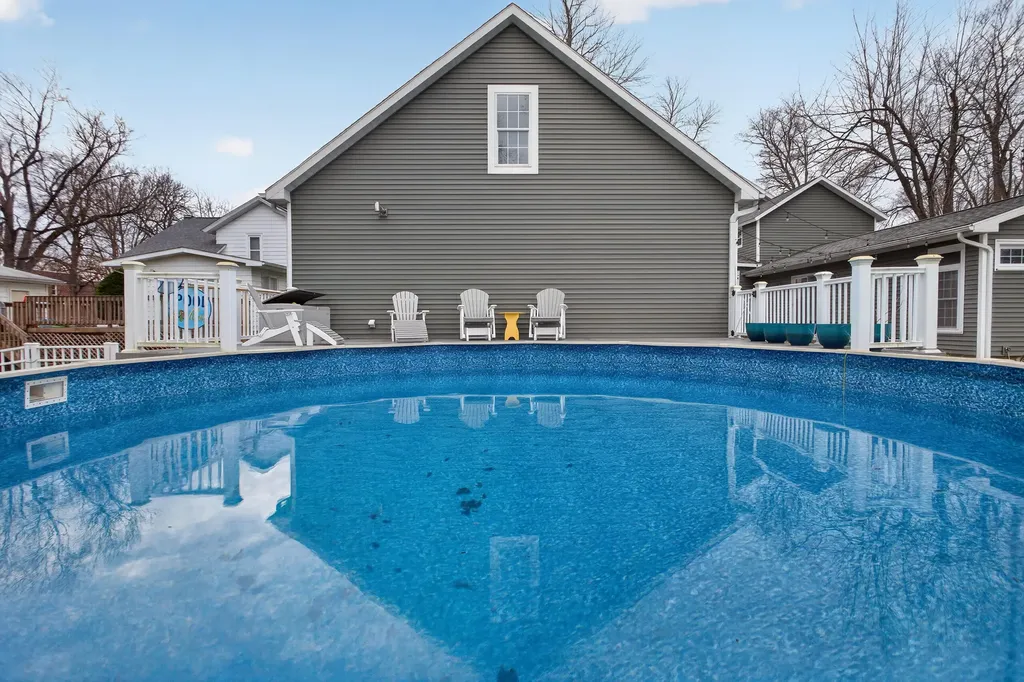 228 Chicago Street Brooklyn Village MI 49230