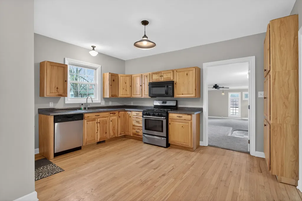 228 Chicago Street Brooklyn Village MI 49230