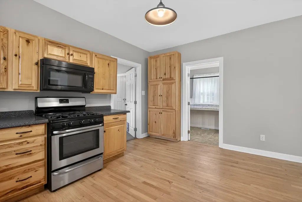 228 Chicago Street Brooklyn Village MI 49230