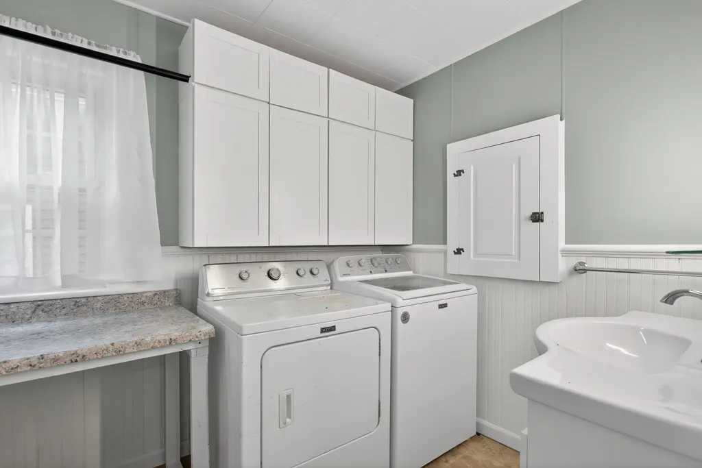 228 Chicago Street Brooklyn Village MI 49230
