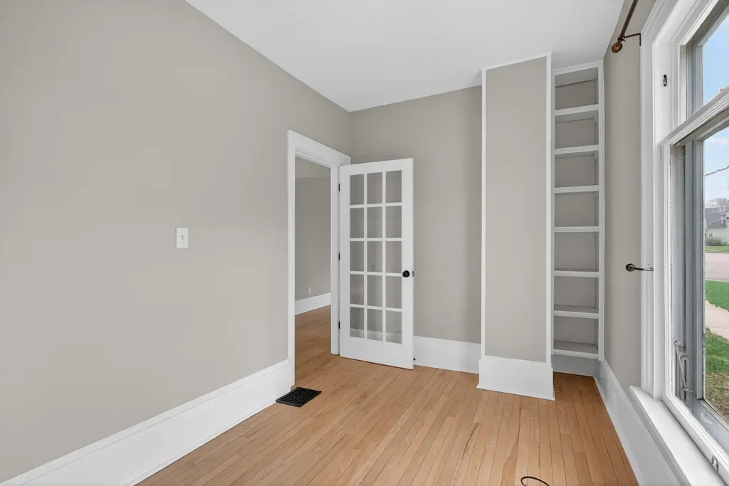 228 Chicago Street Brooklyn Village MI 49230