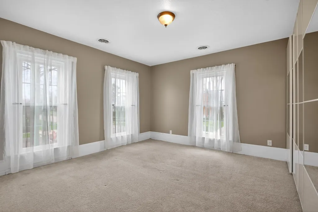 228 Chicago Street Brooklyn Village MI 49230