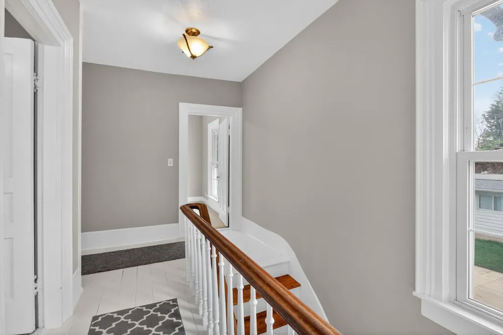 228 Chicago Street Brooklyn Village MI 49230