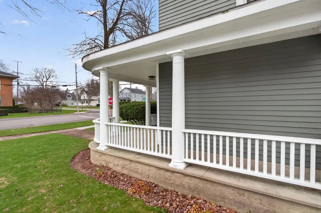 228 Chicago Street Brooklyn Village MI 49230