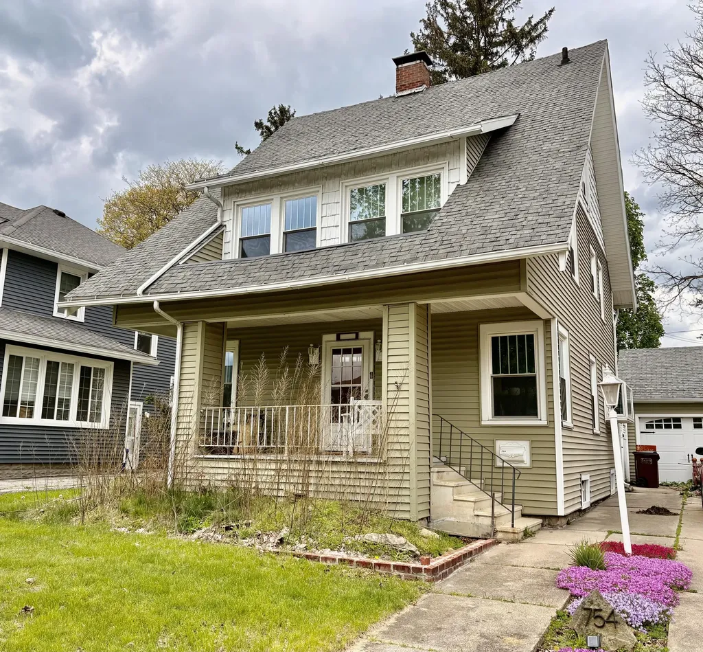 754 Oakridge Drive Jackson City MI 49203