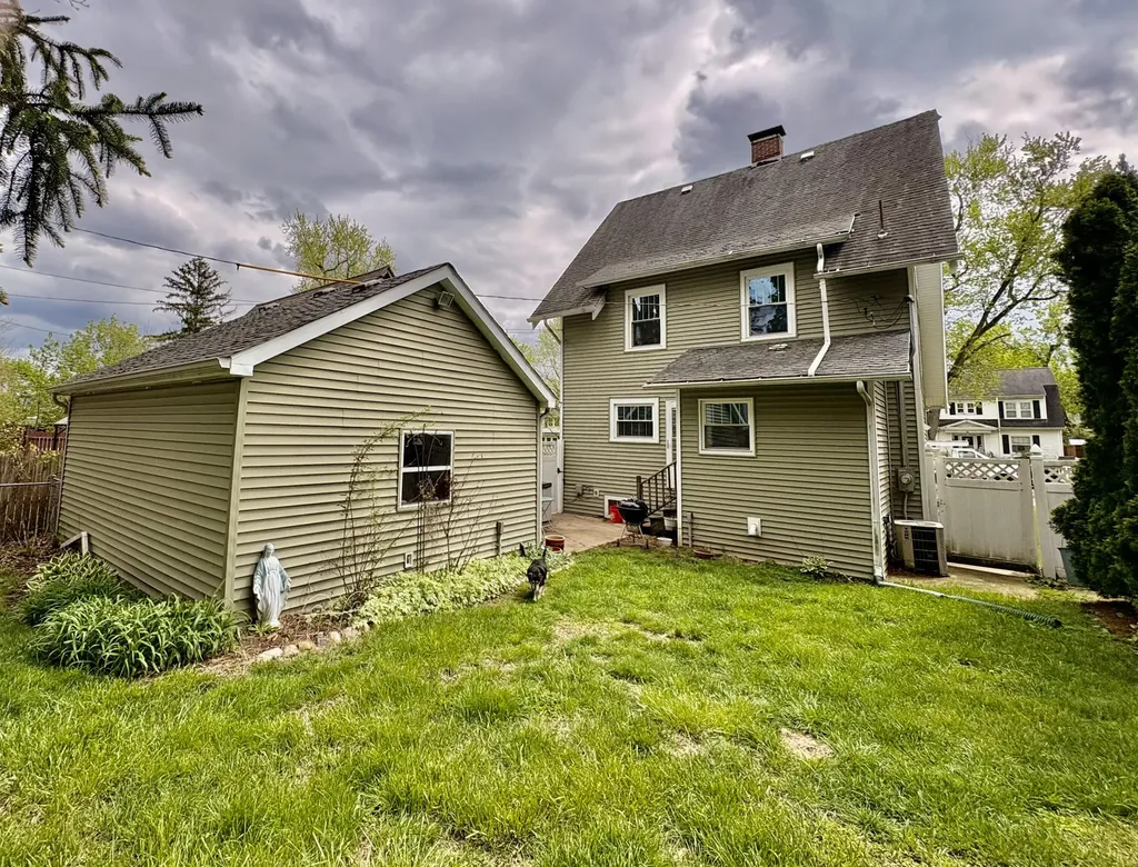 754 Oakridge Drive Jackson City MI 49203
