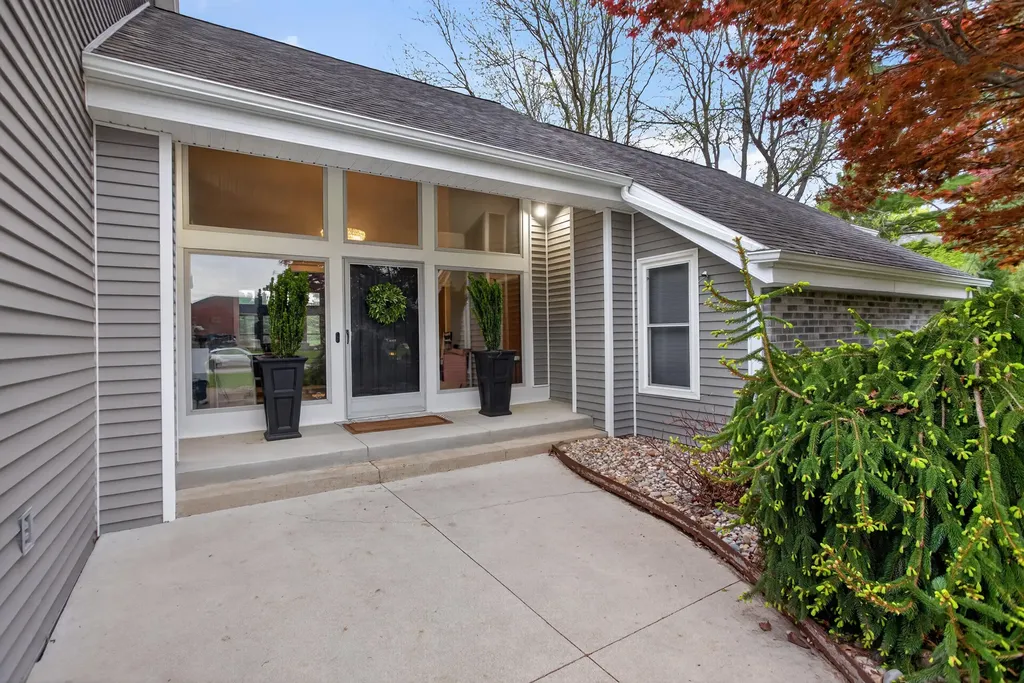 4530 Eagle Drive Summit Township MI 49201