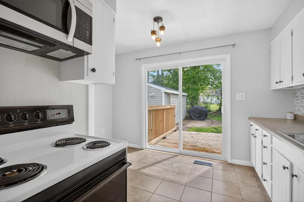 3455 Acacia Boulevard Summit Township MI 49203