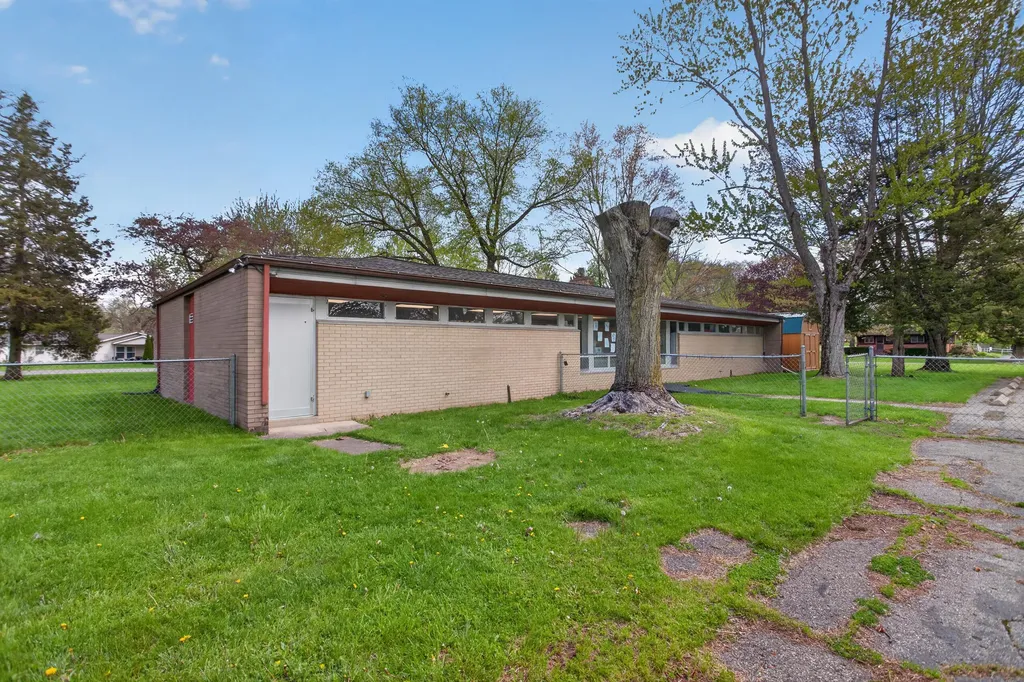 227 E State Street Hanover Village MI 49241