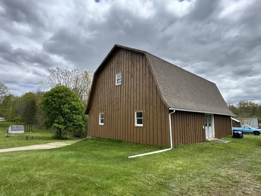 6999 M 50 Franklin Township MI 49265
