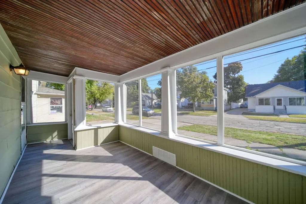 314 Orange Street Jackson City MI 49202