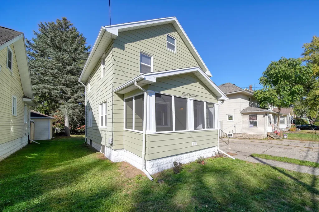 314 Orange Street Jackson City MI 49202