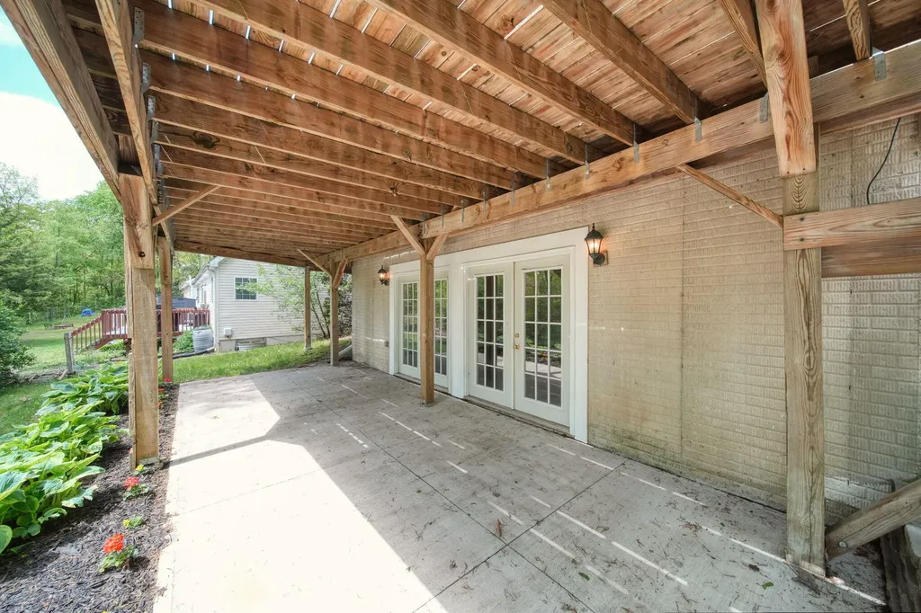 10771 Woodbrook Drive Somerset Township MI 49233
