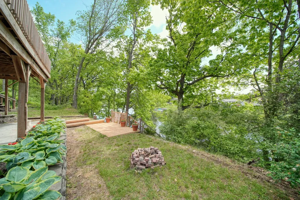 10771 Woodbrook Drive Somerset Township MI 49233