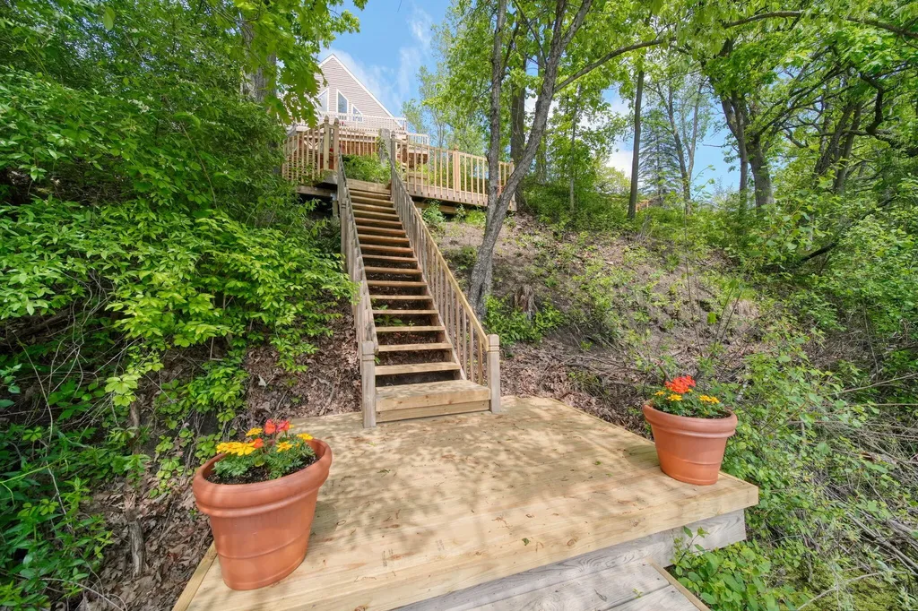 10771 Woodbrook Drive Somerset Township MI 49233