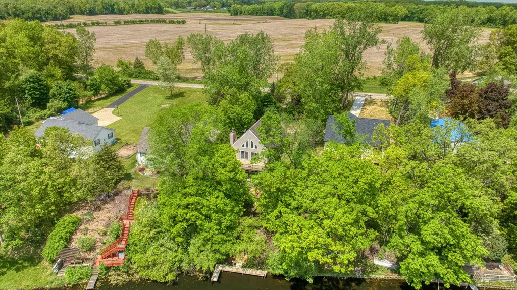 10771 Woodbrook Drive Somerset Township MI 49233