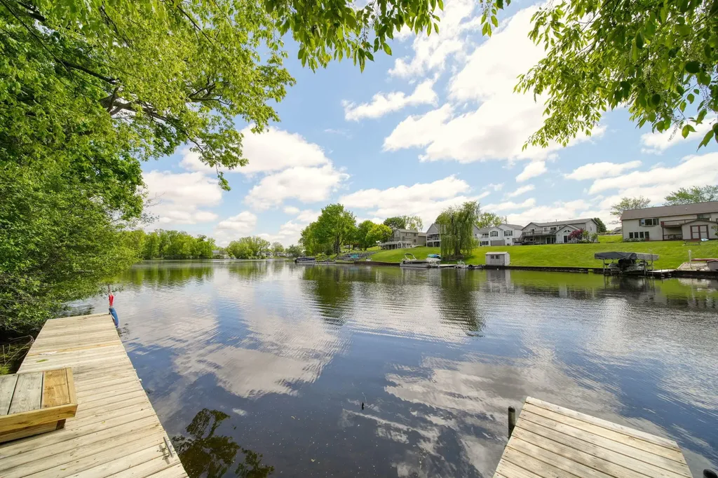 10771 Woodbrook Drive Somerset Township MI 49233