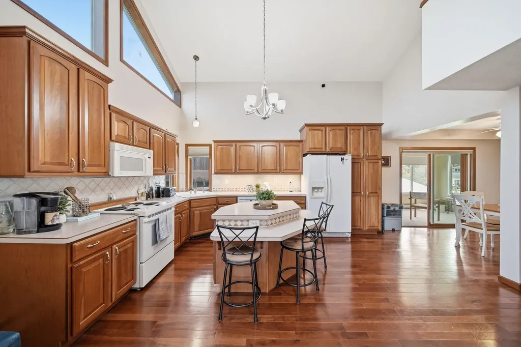 7155 Bayview Road Napoleon Township MI 49201
