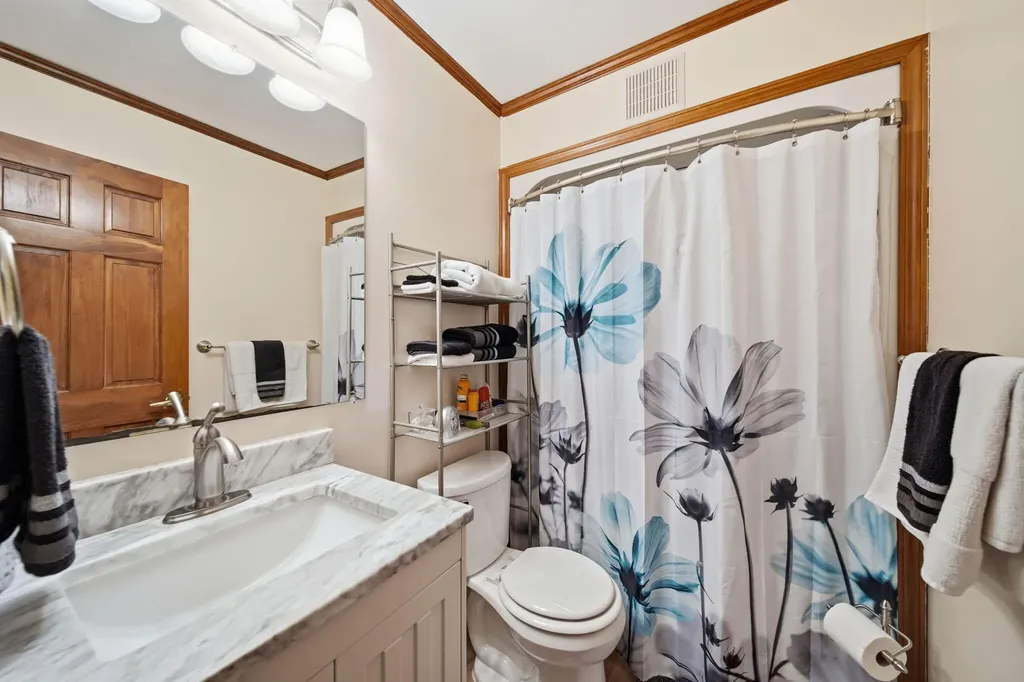 7155 Bayview Road Napoleon Township MI 49201