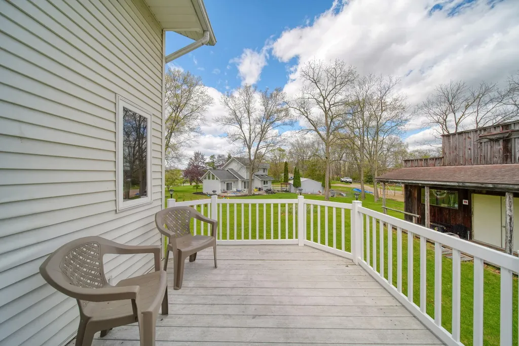 7155 Bayview Road Napoleon Township MI 49201