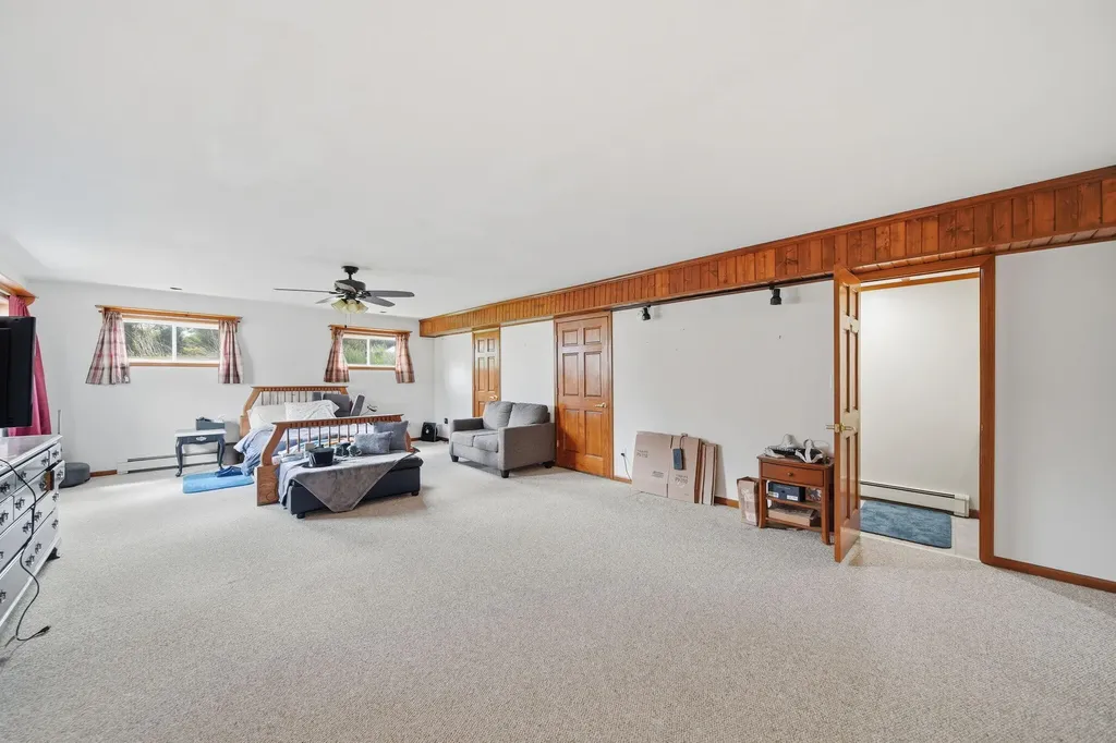 7155 Bayview Road Napoleon Township MI 49201