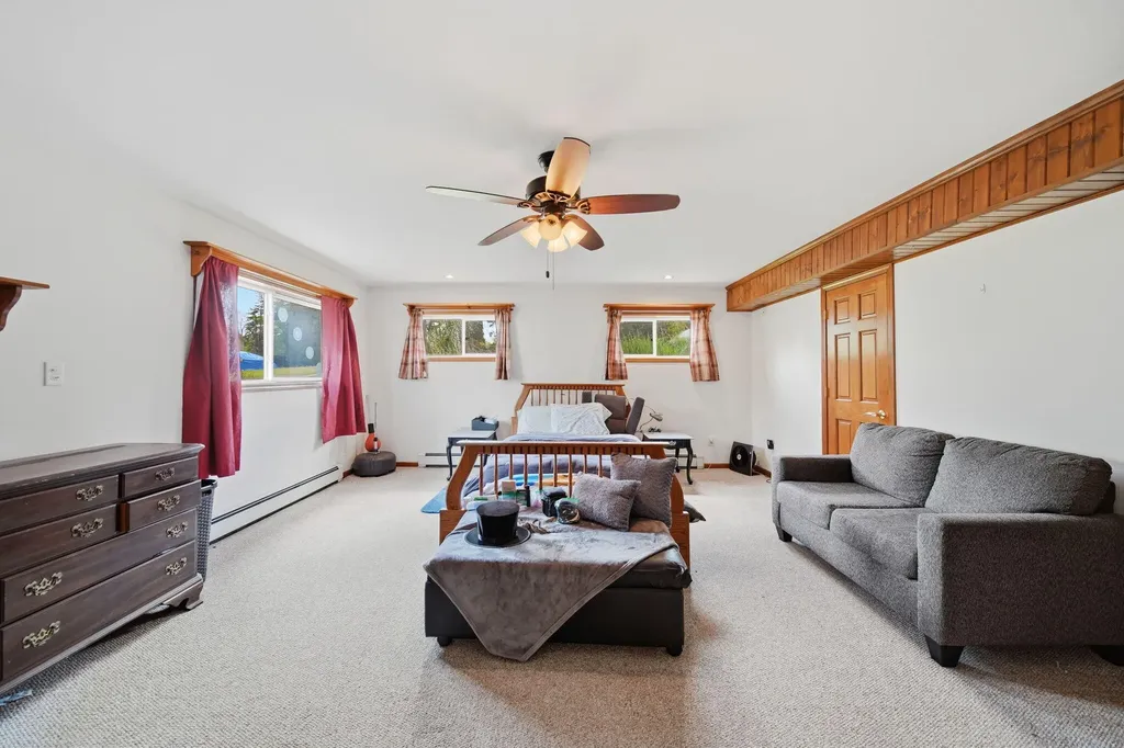 7155 Bayview Road Napoleon Township MI 49201