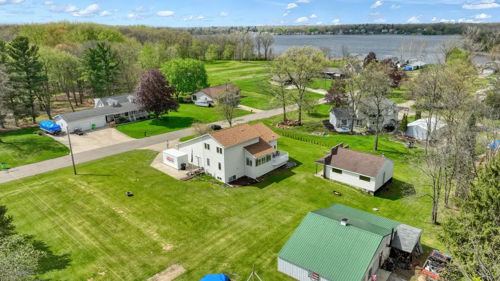 7155 Bayview Road Napoleon Township MI 49201