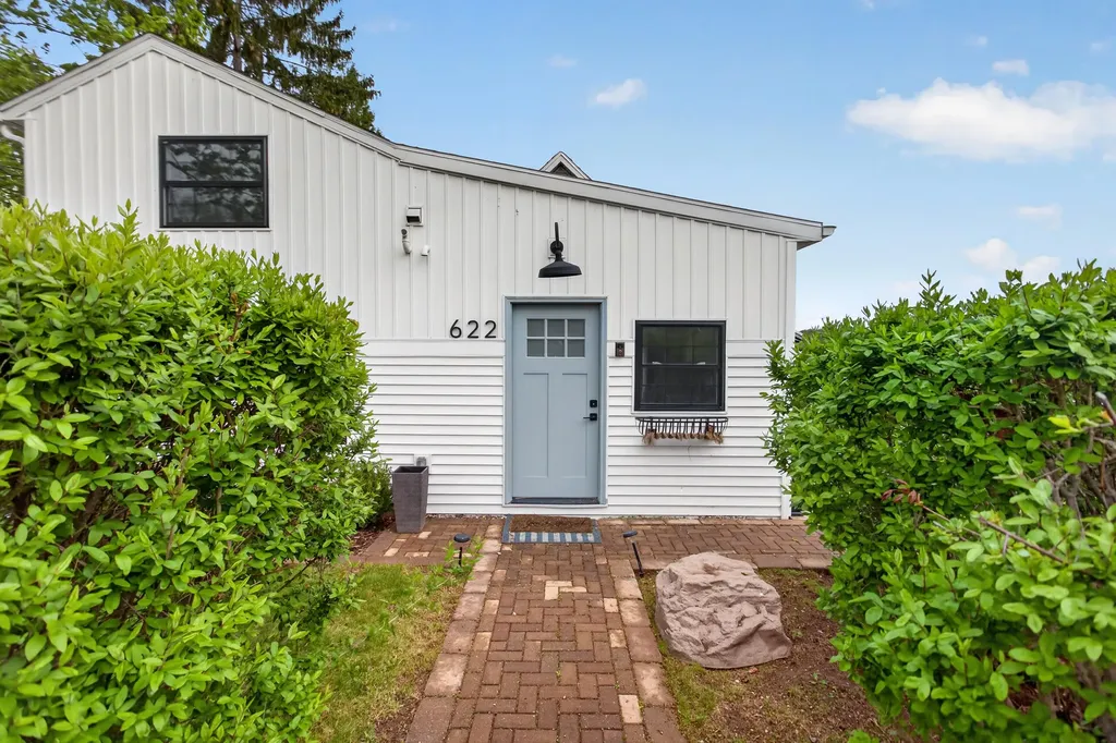 622 Swains Lake Drive Pulaski Township MI 49237