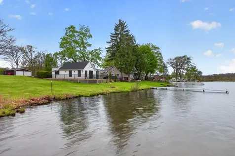 622 Swains Lake Drive Pulaski Township MI 49237