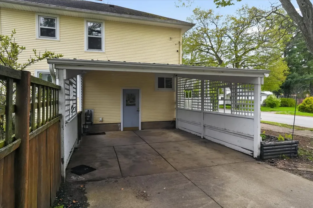 308 James Street Parma Township MI 49269