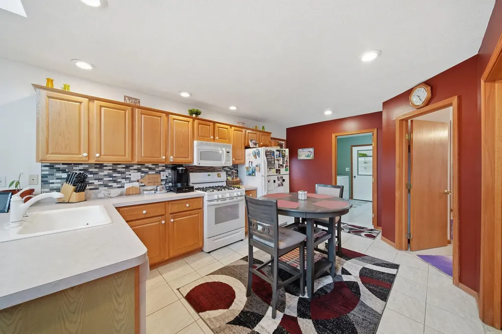 217 N Lakeside Drive Leoni Township MI 49254