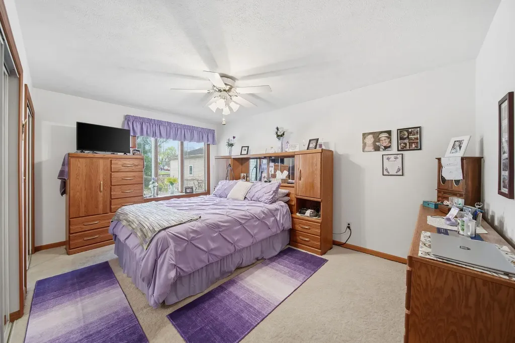 217 N Lakeside Drive Leoni Township MI 49254