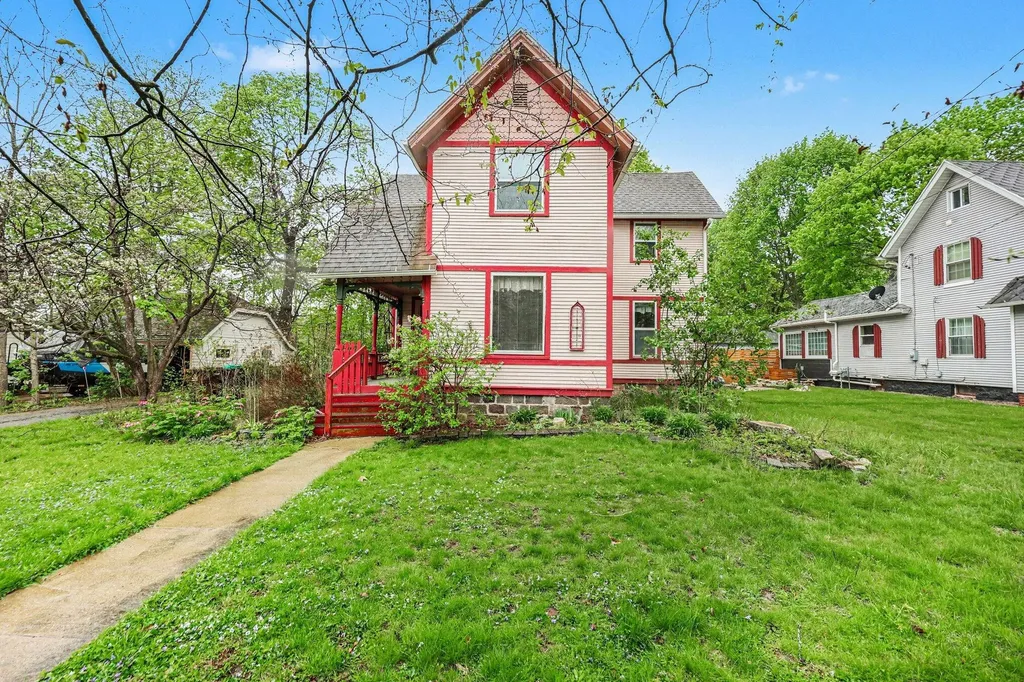 109 Crandall Street Albion City MI 49224