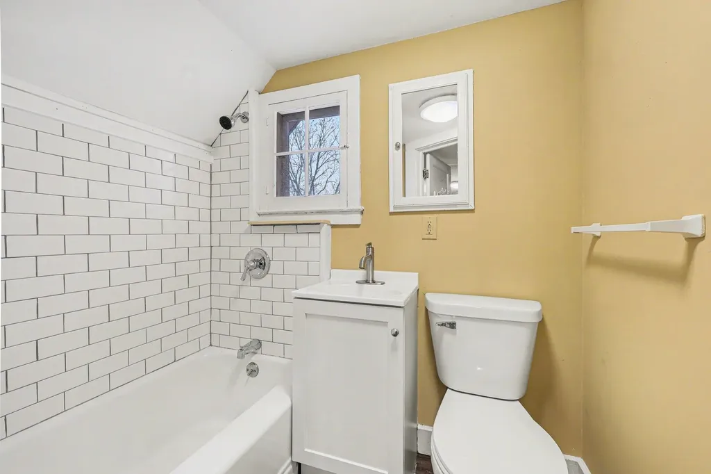 109 Crandall Street Albion City MI 49224