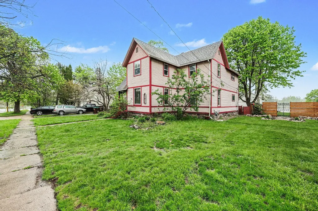 109 Crandall Street Albion City MI 49224