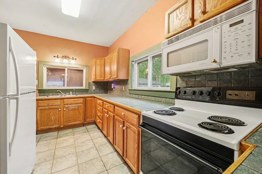 109 Crandall Street Albion City MI 49224