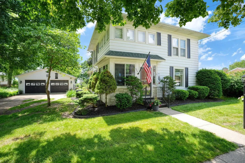 220 Grand Street Springport Village MI 49284