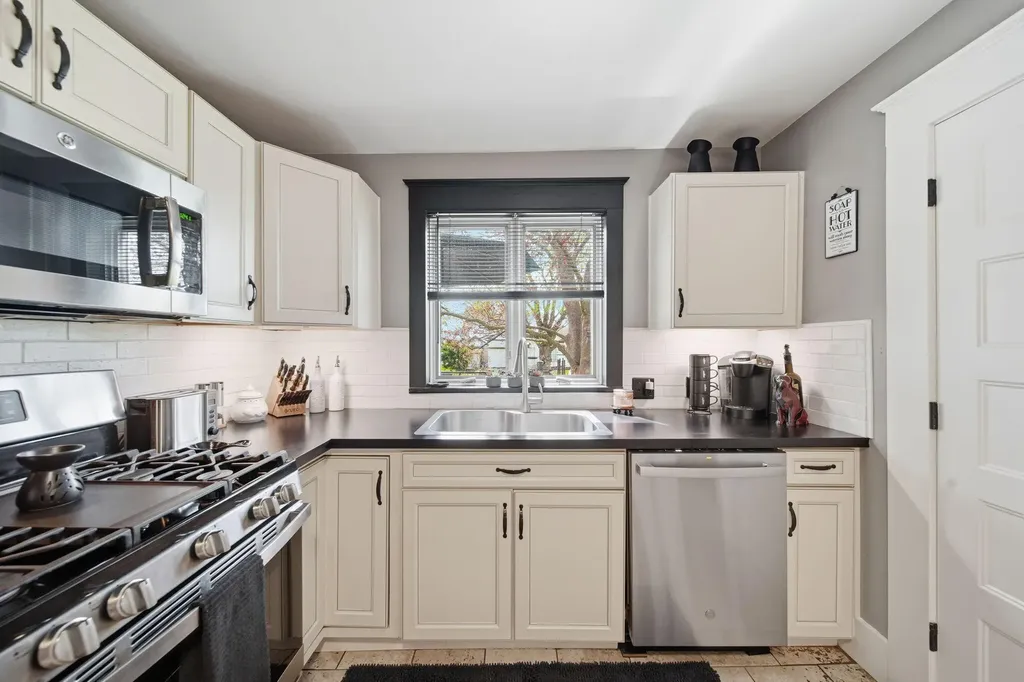 220 Grand Street Springport Village MI 49284