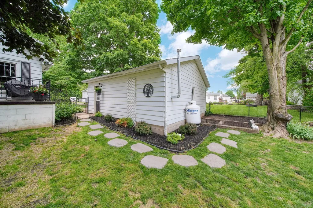 220 Grand Street Springport Village MI 49284