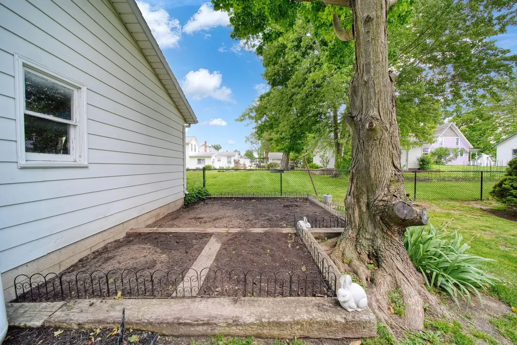 220 Grand Street Springport Village MI 49284