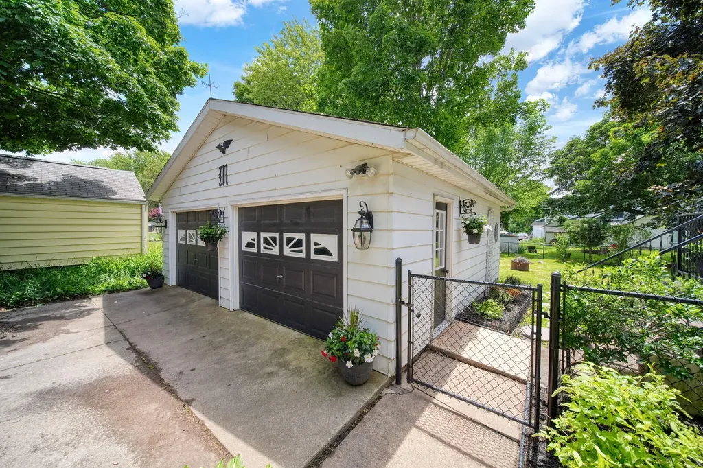 220 Grand Street Springport Village MI 49284