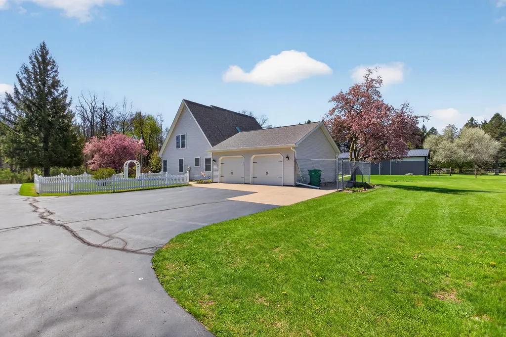 19501 B Drive S Eckford Township MI 49068