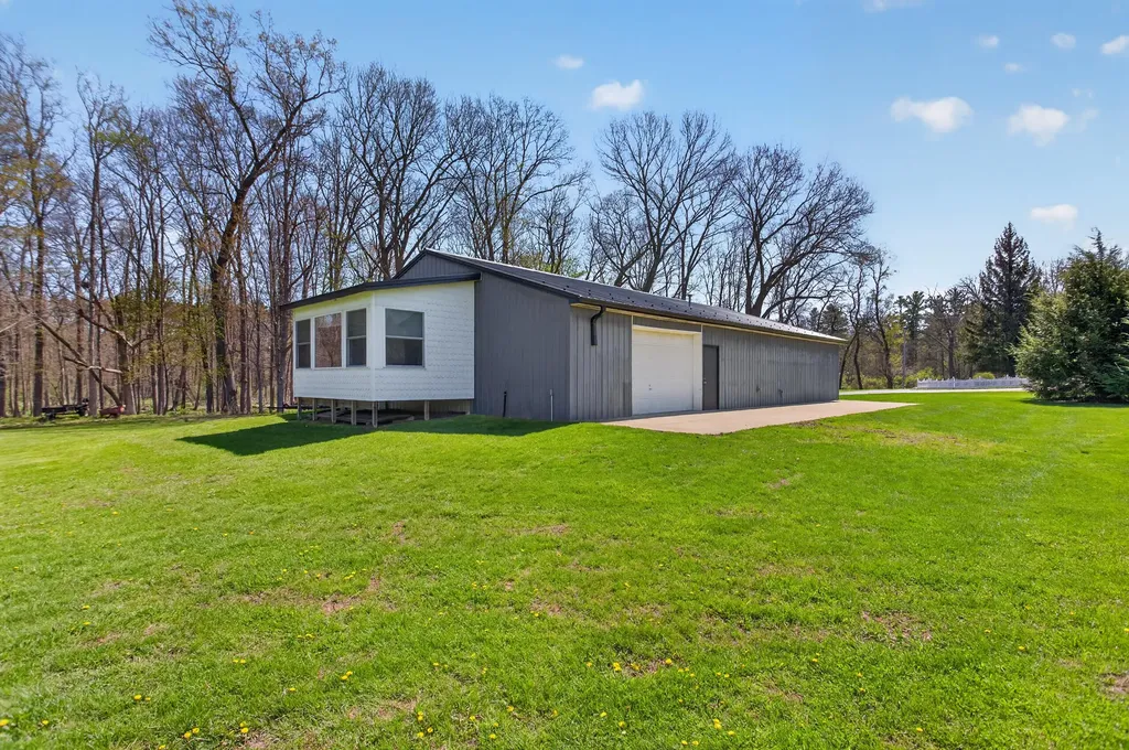 19501 B Drive S Eckford Township MI 49068