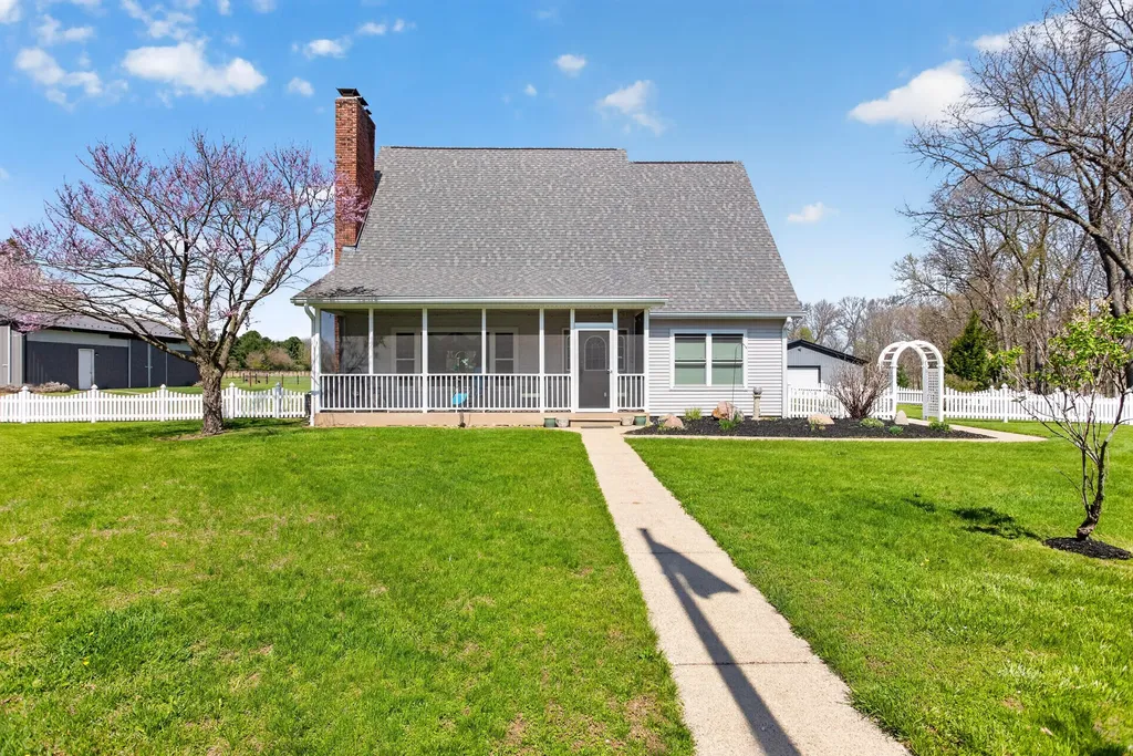 19501 B Drive S Eckford Township MI 49068