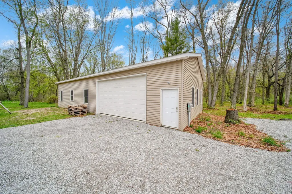 5576 S M 52 Stockbridge Township MI 49285