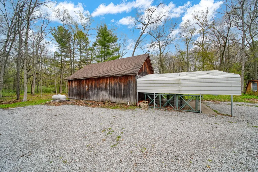 5576 S M 52 Stockbridge Township MI 49285